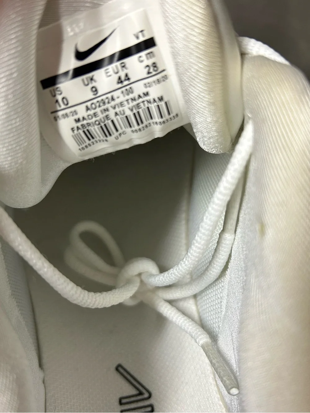 Nike Air Max 720 Size 10 Men